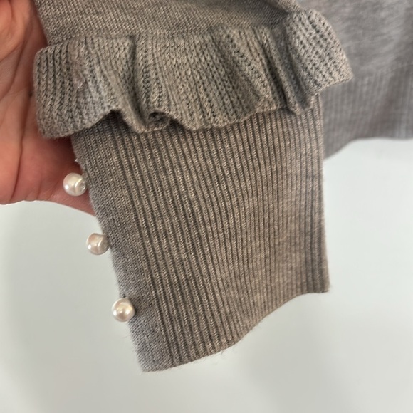 Christopher & Banks Gray Women's Cardigan W/ Ruffle and Pearl Sleeves Size L - Picture 2 of 5